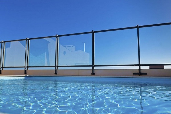 Install Premium Aquaview Glass Pool Fencing