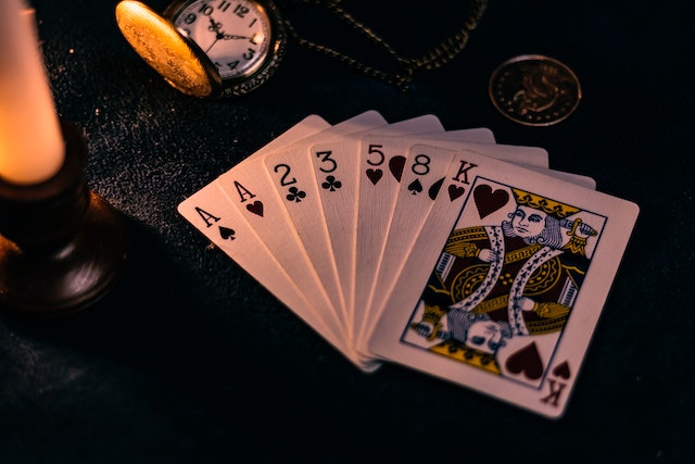 How to Find the Best Playing Cards for Your Poker Game