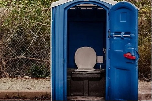 Innovations in Portable Toilet Design: What’s New in 2025?