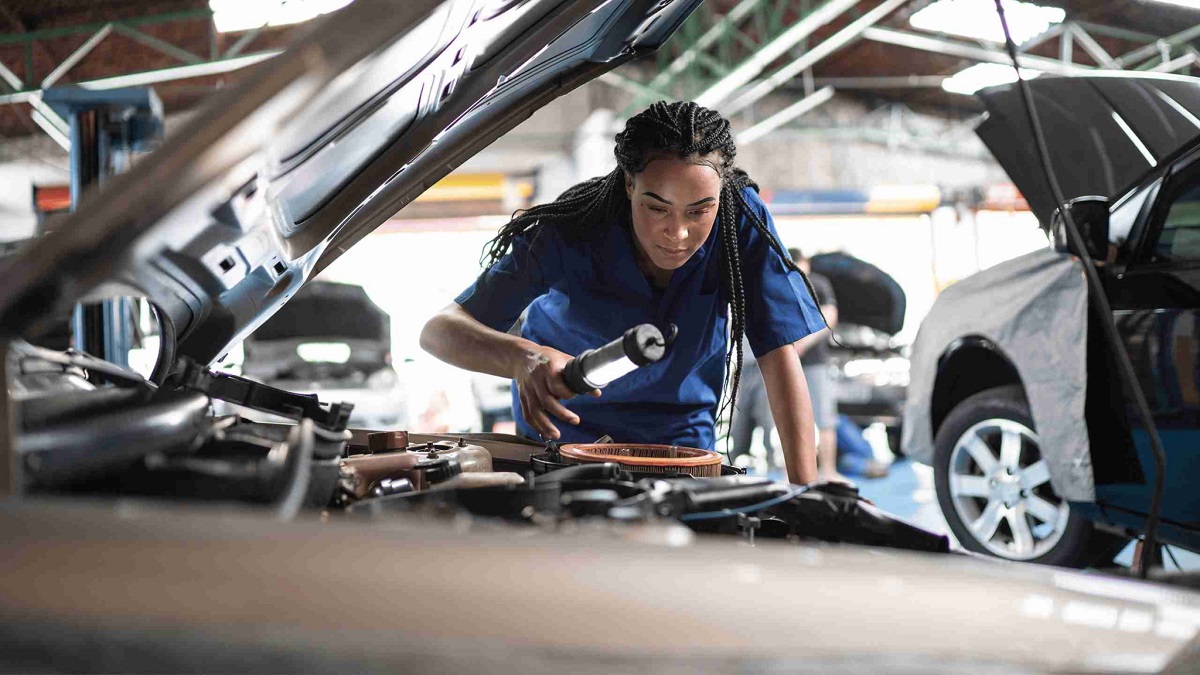 traditional vehicle inspection