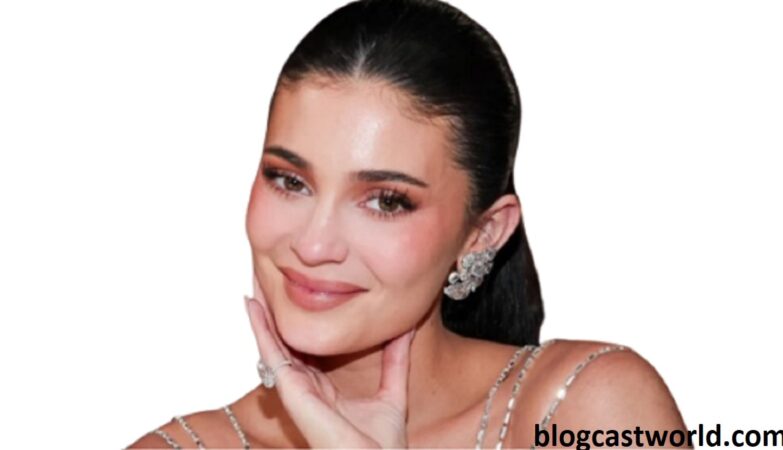 Kylie Jenner Age Height Net Worth Surgery Lifestyle