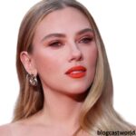 Scarlett Johansson age style son oscars movie net worth short hair